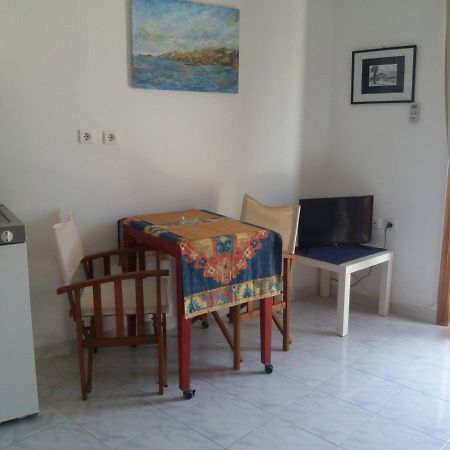 Apartment In Poros Poros Town Екстер'єр фото